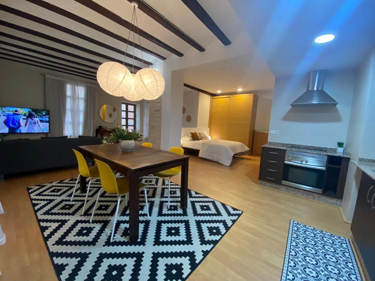 Apartamentos La Xerea บาเลนเซีย ภายนอก รูปภาพ