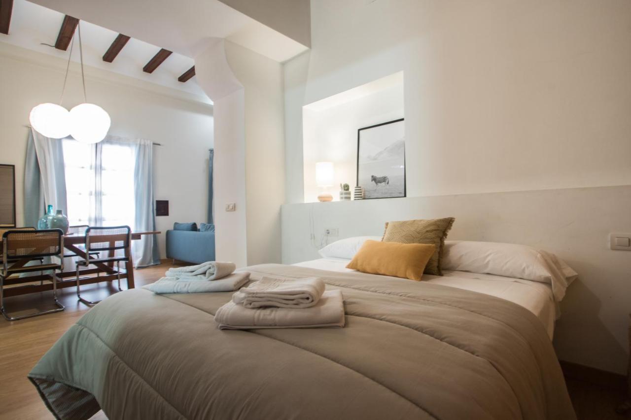Apartamentos La Xerea บาเลนเซีย ภายนอก รูปภาพ