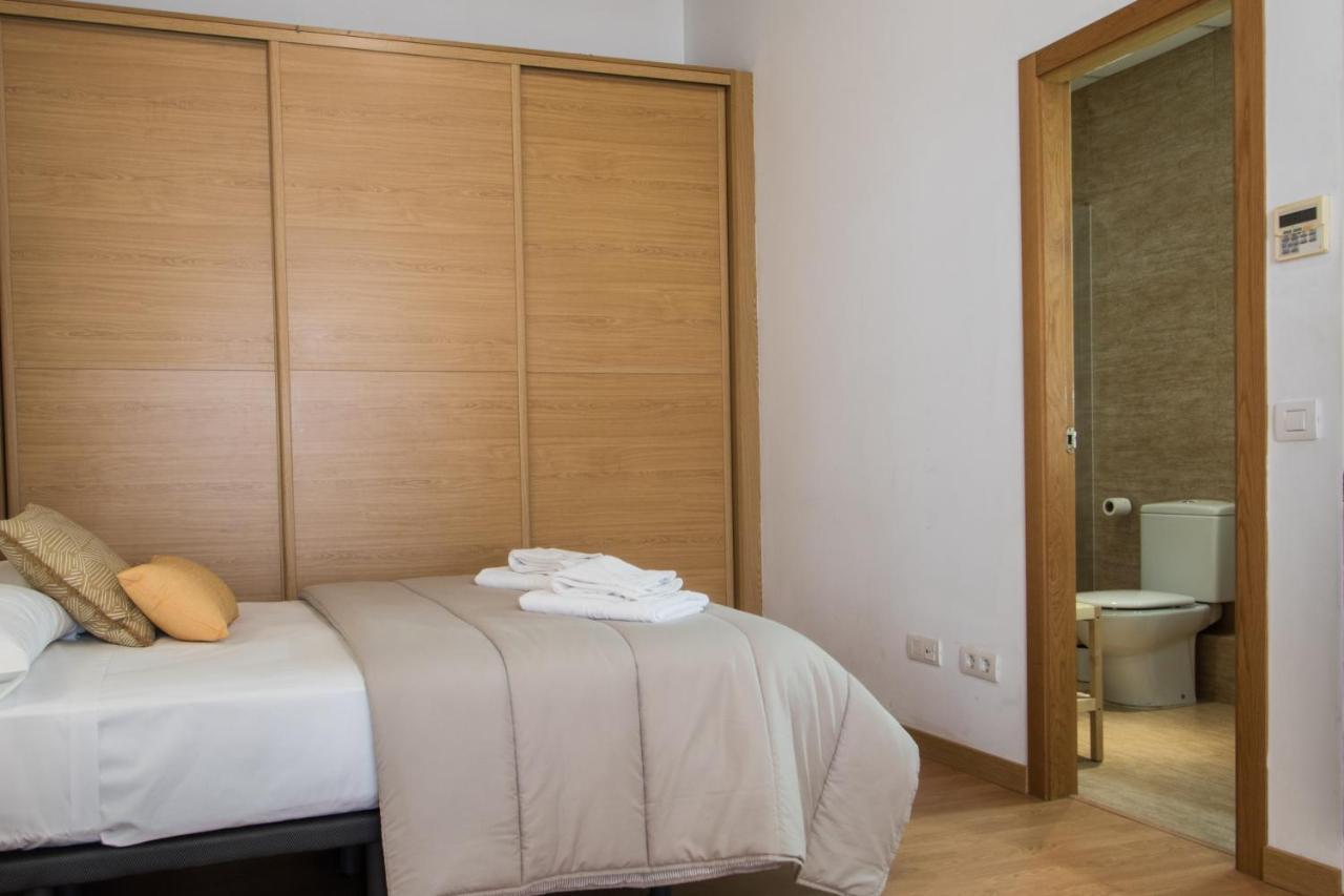 Apartamentos La Xerea บาเลนเซีย ภายนอก รูปภาพ